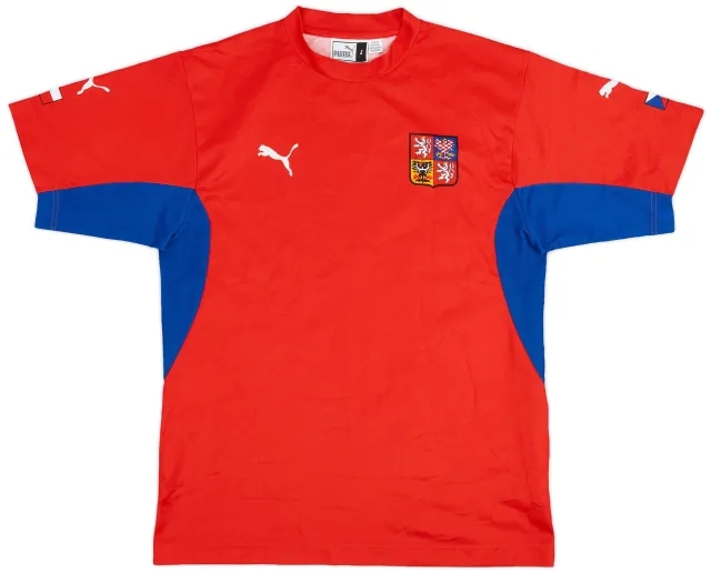 Puma 2002-03 Czech Republic Basic Home Shirt - 9/10 - (L)