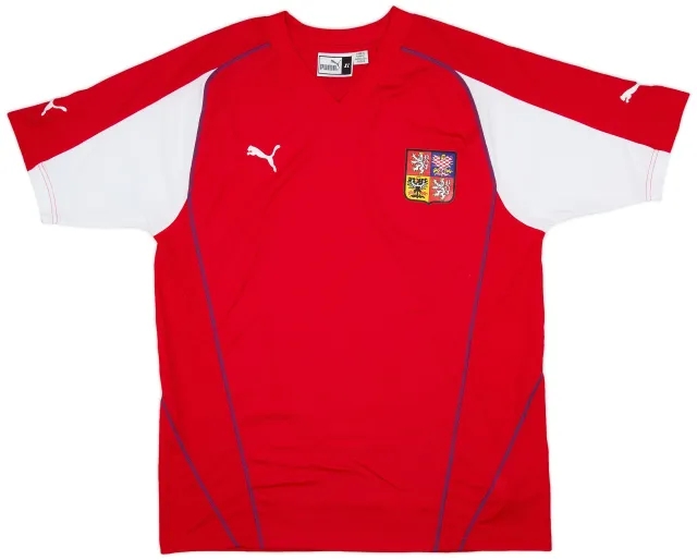 Puma 2004-05 Czech Republic Basic Home Shirt - 9/10 - (XL)