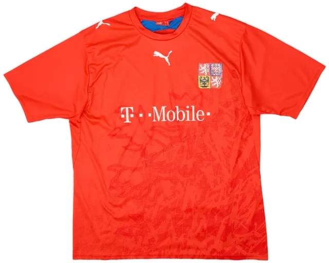 Puma 2006-08 Czech Republic Signed Basic Home Shirt - 6/10 - (XL)