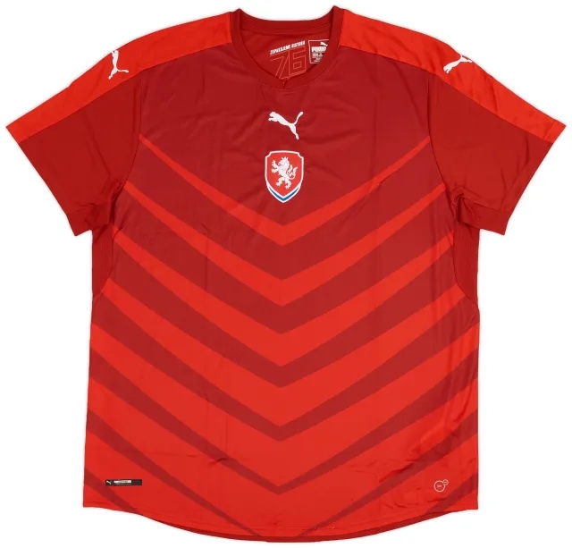 Puma 2016-18 Czech Republic Home Shirt - 9/10 - (M)