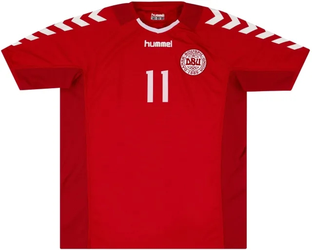 Hummel 2003-04 Denmark Match Issue Home Shirt #11