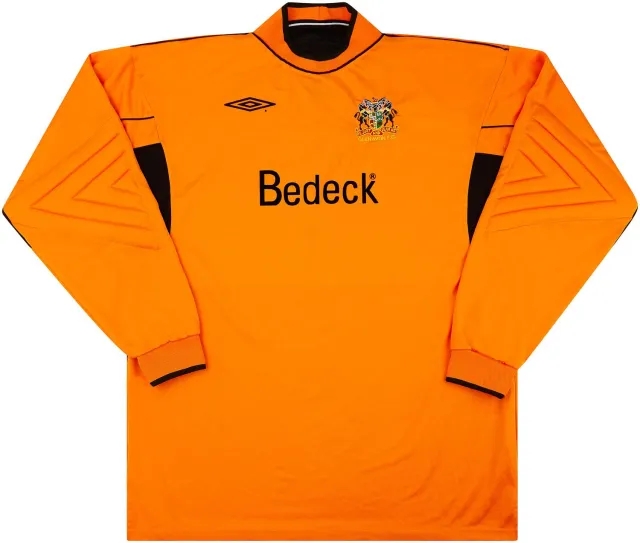 Umbro 2001-02 Glenavon Match Worn UEFA Cup GK Shirt #1 (Addis) v Kilmarnock