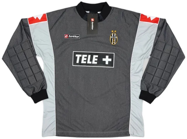 Lotto 2000-01 Juventus GK Shirt (XL)