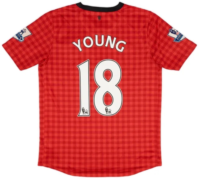 Nike 2012-13 Manchester United Home Shirt Young #18 - 7/10 - (XL.Boys)