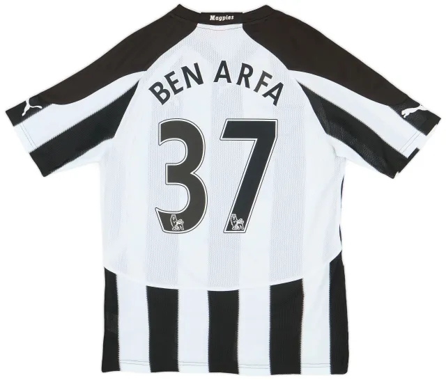 Puma 2010-11 Newcastle Home Shirt Ben Arfa #37 (S)