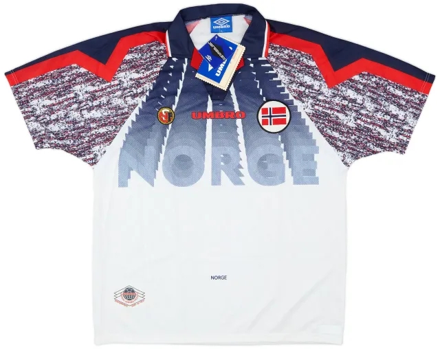 Umbro 1997-98 Norway Away Shirt (XL)
