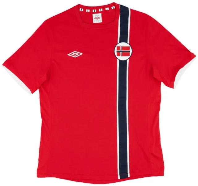 Umbro 2012-13 Norway Home Shirt - 10/10 - (L)