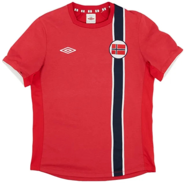 Umbro 2012-13 Norway Home Shirt - 7/10 - (M)