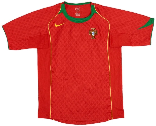 Nike 2004-06 Portugal Home Shirt - 9/10 - (XL.Boys)