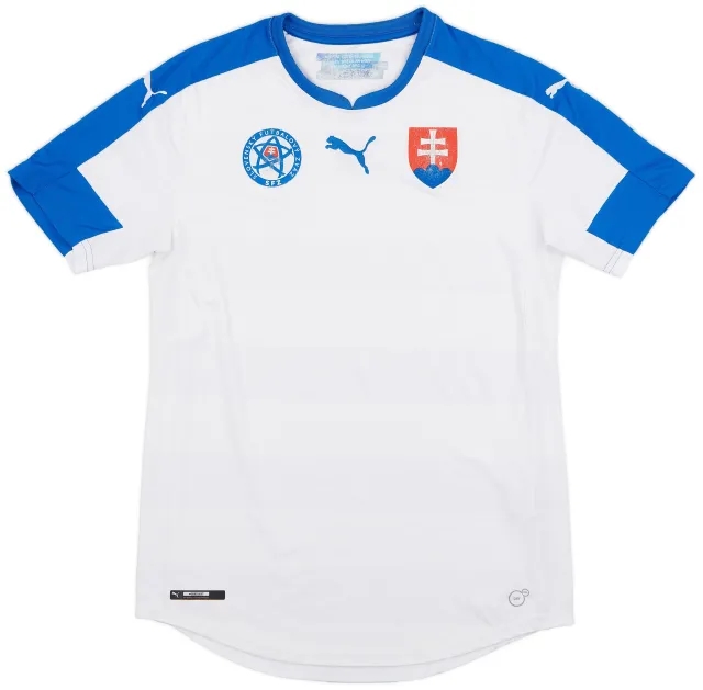 Puma 2016-18 Slovakia Home Shirt - 7/10 - (S)