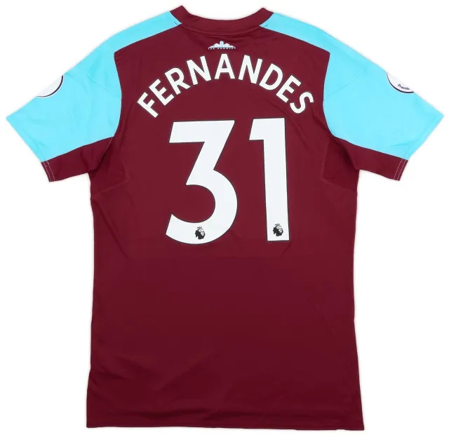 Umbro 2017-18 West Ham Match Issue Home Shirt Fernandes #31