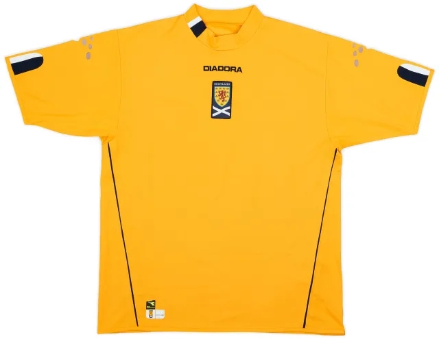 Diadora 2004-06 Scotland Third Shirt - 8/10 - (L)