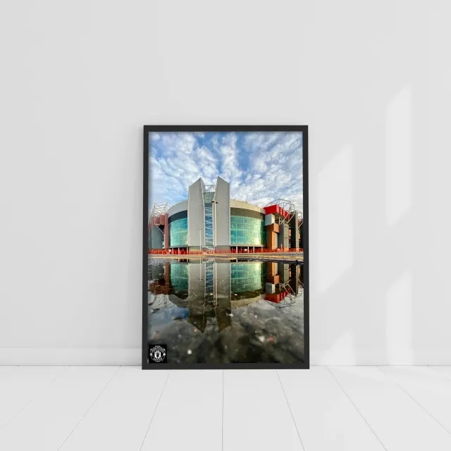 Manchester United Old Trafford Reflection Framed Print - A2