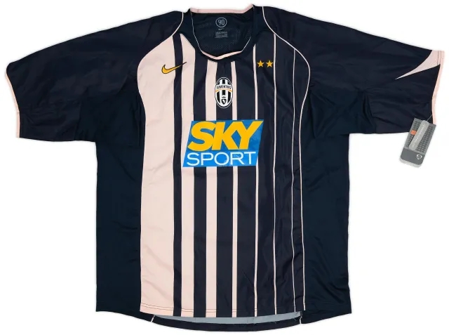 Nike 2004-05 Juventus Away Shirt (XXL)