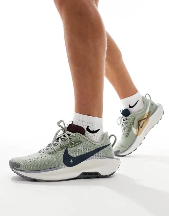 Nike Pegasus Trail 5 Trainer - Green - Size 11 - Green