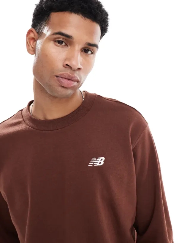 New Balance Sport Essentials French Terry Crew In Rich Oak-Brown