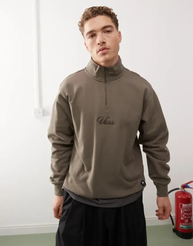 Vans Scripted 1/4 Zip Fleece In Mid Brown