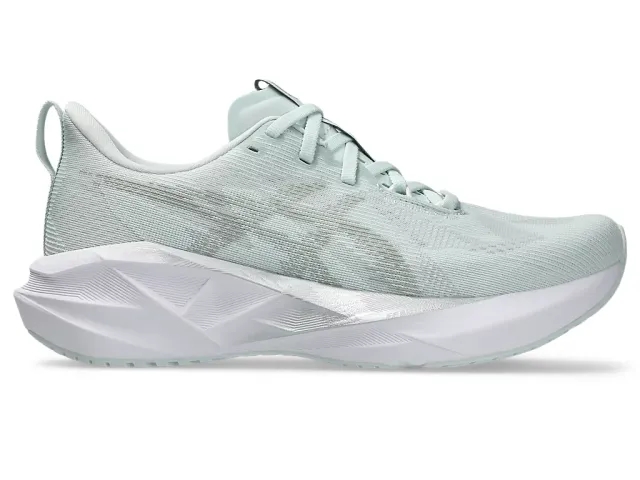 ASICS Novablast 5 Neutral Running Shoe Women - Light Blue, Blue-gray