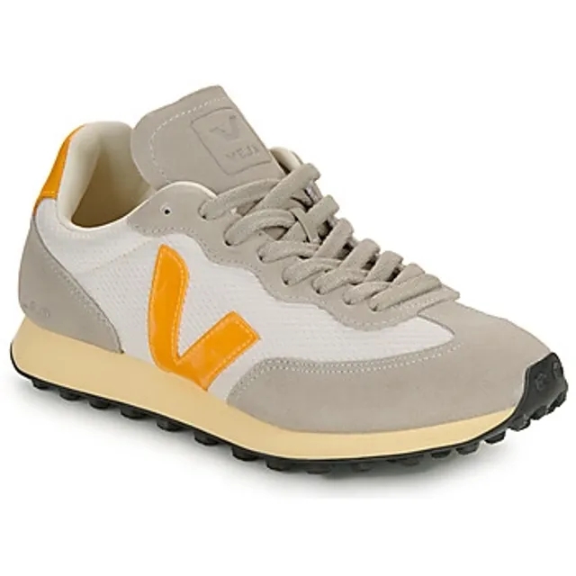 Veja  RIO BRANCO  men's Shoes (Trainers) in White