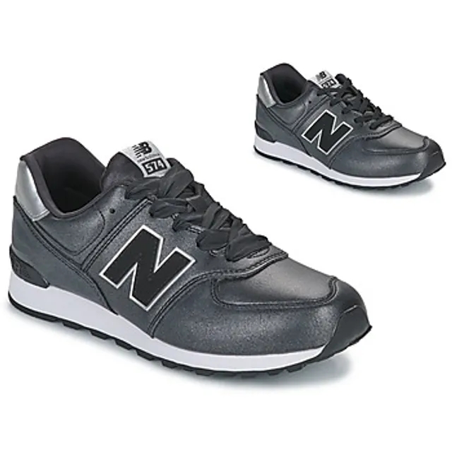 New Balance  574  girls's Children's Shoes (Trainers) in Black