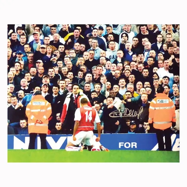 Champion Thierry Henry signed Arsenal photo (6)