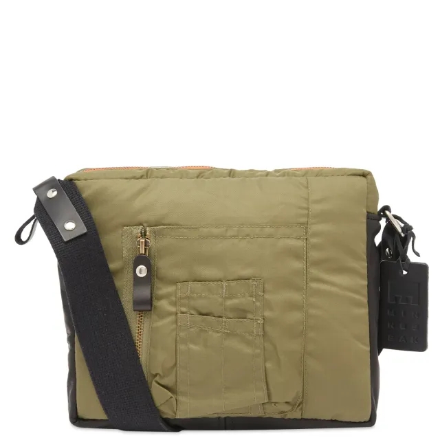 Minnessak In Flight Cross Body Bag Olive