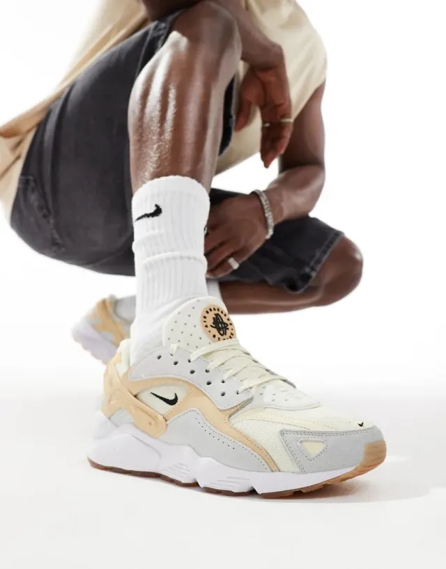 Nike Air Huarache Runner Trainers In Tan And Grey