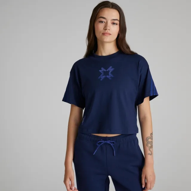 Manchester United x adidas Womens SZN Future Icon T-Shirt Blue