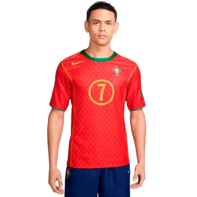 Nike Portugal Mens SS Home Shirt 2004
