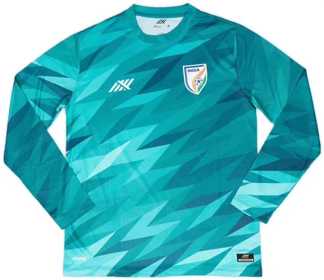 2022-23 India Six5Six Training L/S Shirt - 8/10 - (M)