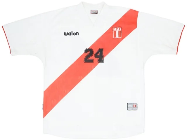 2004-06 Peru Home Shirt #24 - 5/10 - (XL)