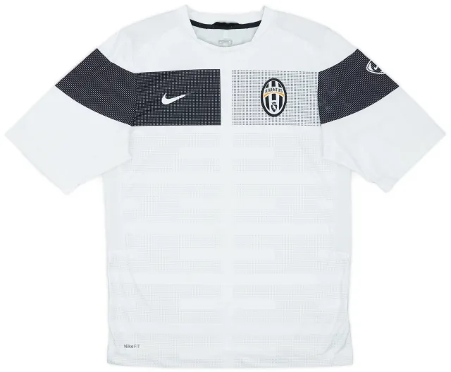 2009-10 Juventus Nike Training Shirt (M)