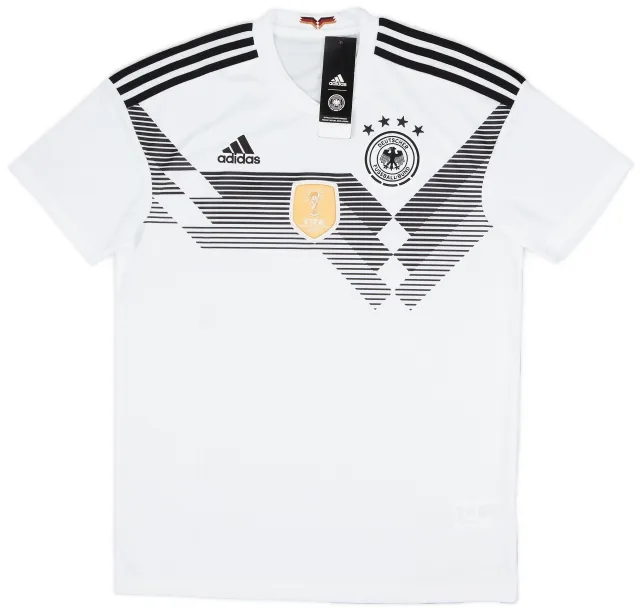 adidas 2018-19 Germany Home Shirt (M)
