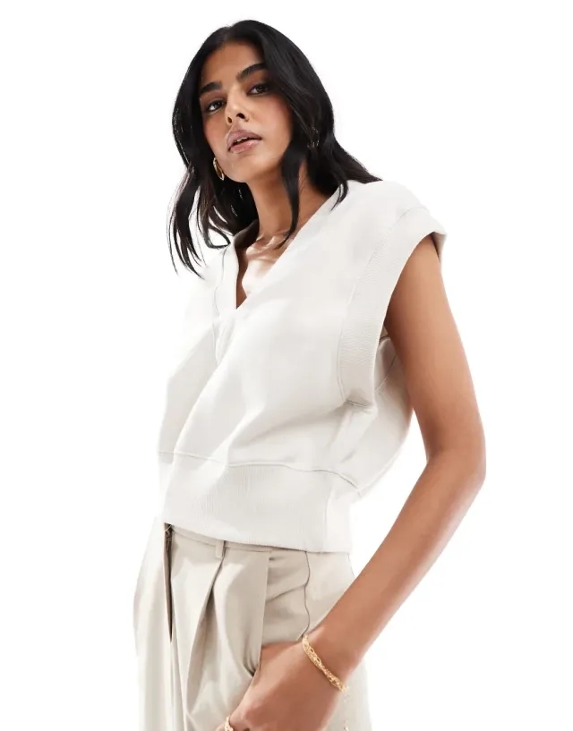 Nike Phoenix V Neck Crop Women Jackets - Beige