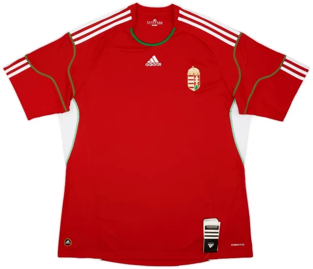 adidas 2010-12 Hungary Home Shirt (XXL)