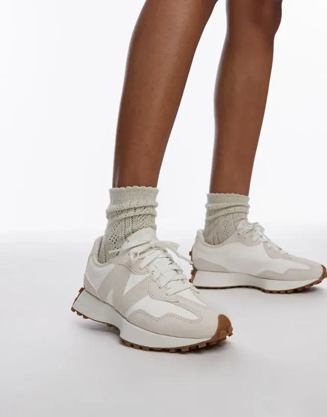 New Balance 327 Trainers