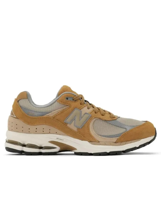 New Balance 2002R Trainers In Sand-Neutral