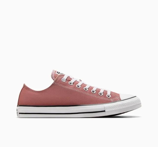 Converse all star ox trainers in pink