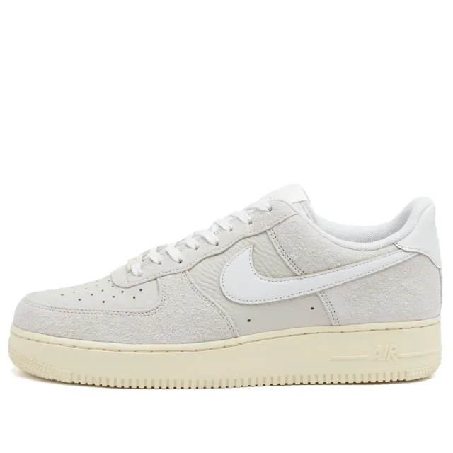 Nike Air Force 1 '07, White