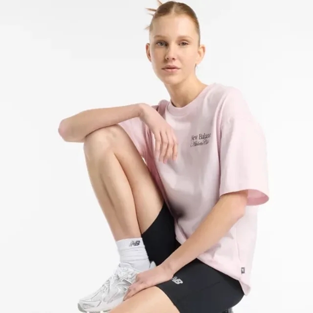 New Balance Women's Linear Graphic Oversized T-Shirt in Pink Cotton