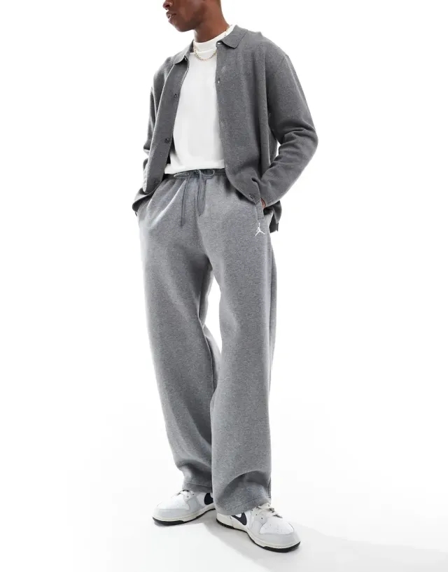Nike Jordan Jordan Joggers In Grey