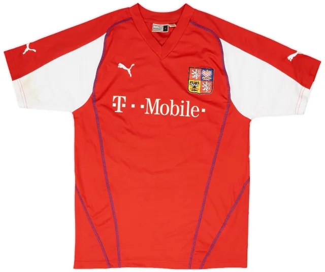 Puma 2004-05 Czech Republic Basic Home Shirt - 5/10 - (L)