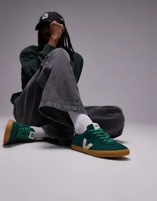 Veja SUEDE