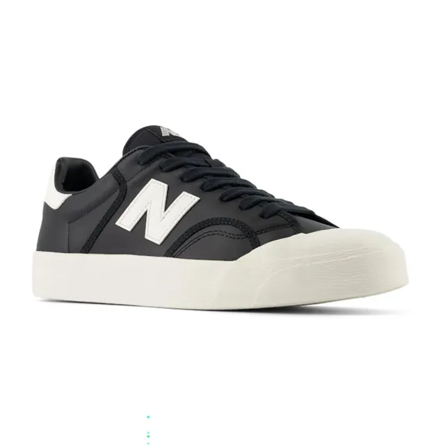 Sneakers New Balance 100 Black/ White Eur 42