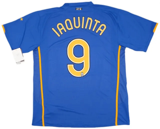 Nike 2007-08 Juventus Away Shirt Iaquinta #9 (XL)
