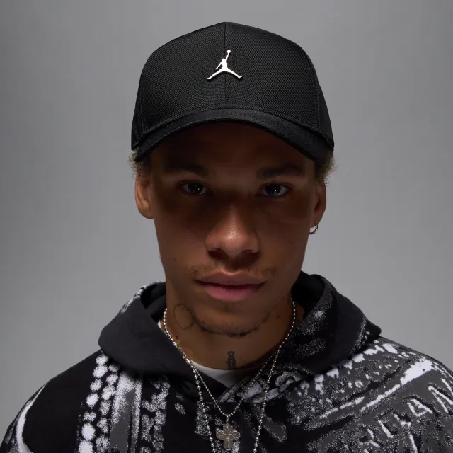 Nike Jordan Jordan Rise Metal Logo Cap - BLACK