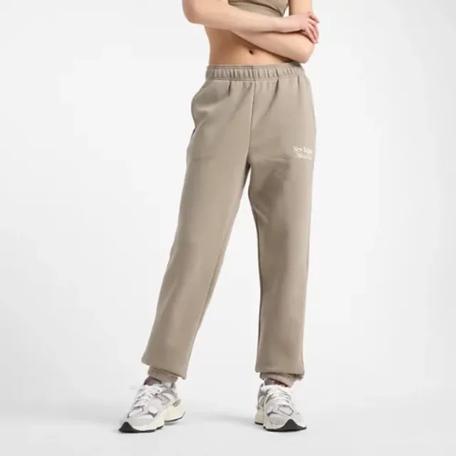 New Balance Women's Linear Fleece Jogger in Brown Cotton