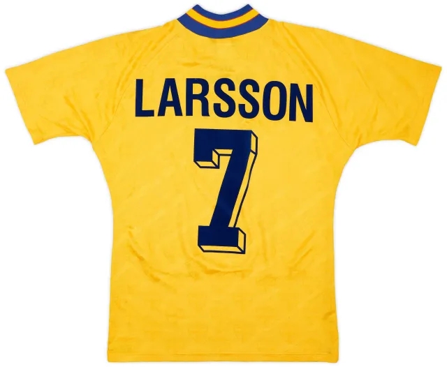 adidas 1994-96 Sweden Home Shirt Larsson #7 - 6/10 - (S)