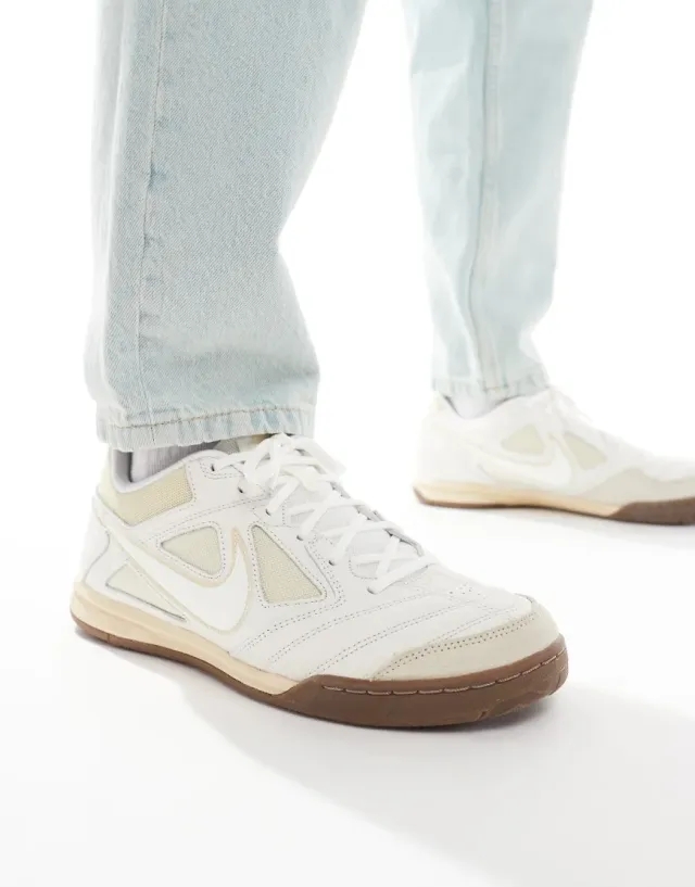 Nike Gato Trainer In Khaki And White-Green