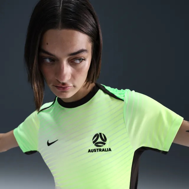 Australia Academy Pro Women's Nike Dri-FIT Football Pre-Match Short-Sleeve Top - Green - Polyester